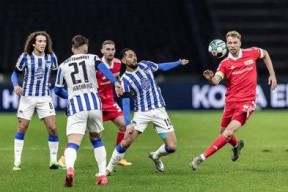 包含赛后德国杯焦点战，门兴格拉德巴赫遗憾出局，态度坚定，纪律约束更严格的词条爱游戏体验