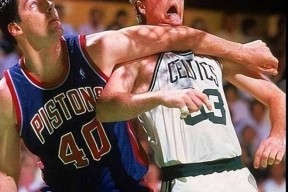 底特律活塞国际比赛日官宣签约，志在NBA季后赛名次提升，更衣室稳定，球队文化再被提及的简单介绍爱游戏中国